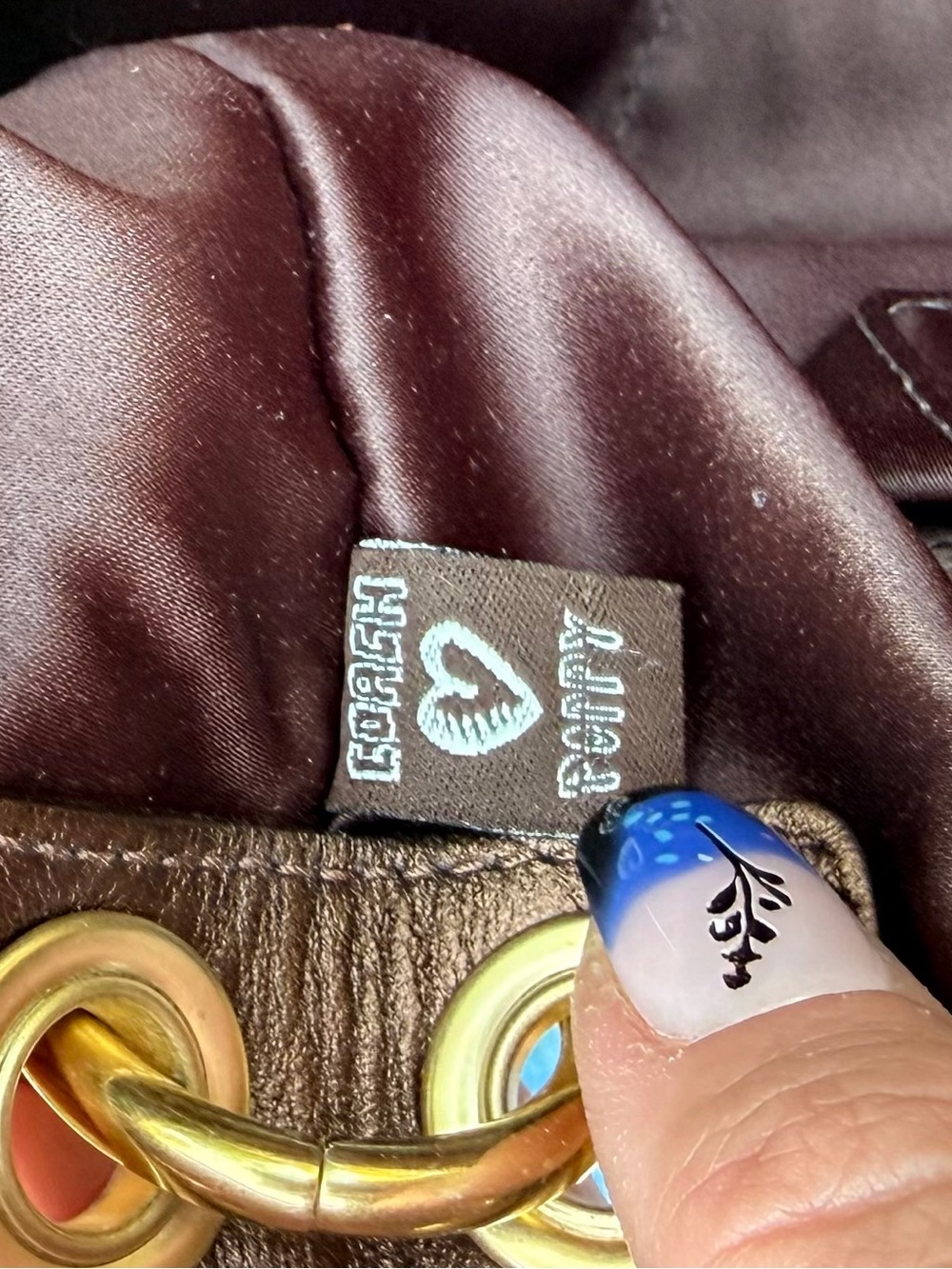Coach Poppy Signature Sateen Groovy Bag - Picture 12 of 13